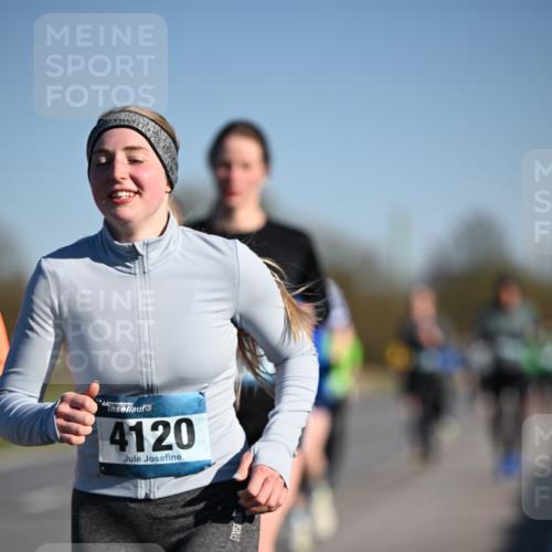 06.04.2025 - 44. Internationalen Wilhelmsburger Insellauf Dr. Thomas Lammeyer http://msf.ph/oto/7553510 06.04.2025 09:27:54 Laufen 4120 meine-sportfotos.de