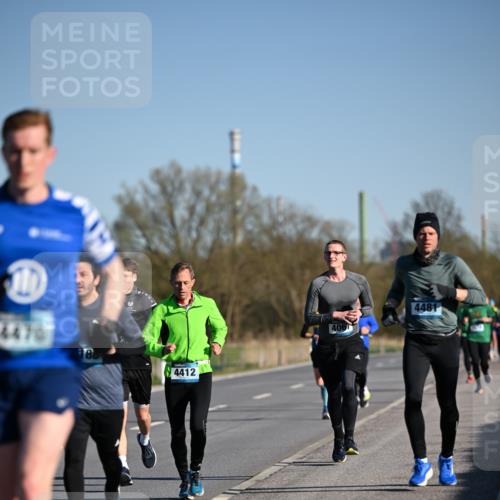 06.04.2025 - 44. Internationalen Wilhelmsburger Insellauf Dr. Thomas Lammeyer http://msf.ph/oto/7553543 06.04.2025 09:27:57 Laufen 4470, 4412, 406, 4481 meine-sportfotos.de