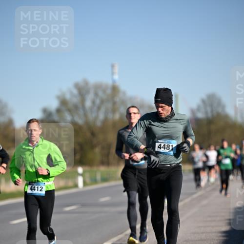 06.04.2025 - 44. Internationalen Wilhelmsburger Insellauf Dr. Thomas Lammeyer http://msf.ph/oto/7553567 06.04.2025 09:27:59 Laufen 4412, 4481 meine-sportfotos.de