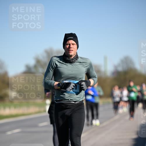 06.04.2025 - 44. Internationalen Wilhelmsburger Insellauf Dr. Thomas Lammeyer http://msf.ph/oto/7553587 06.04.2025 09:28:00 Laufen  meine-sportfotos.de