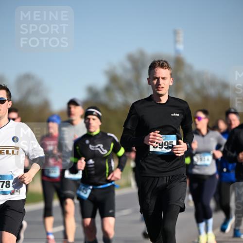 06.04.2025 - 44. Internationalen Wilhelmsburger Insellauf Dr. Thomas Lammeyer http://msf.ph/oto/7553731 06.04.2025 09:28:18 Laufen 995, 78 meine-sportfotos.de