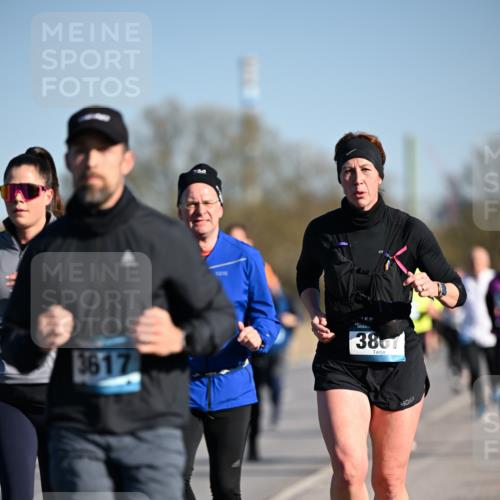 06.04.2025 - 44. Internationalen Wilhelmsburger Insellauf Dr. Thomas Lammeyer http://msf.ph/oto/7553769 06.04.2025 09:28:22 Laufen 3617, 380 meine-sportfotos.de