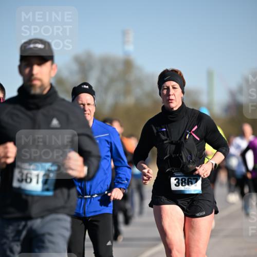 06.04.2025 - 44. Internationalen Wilhelmsburger Insellauf Dr. Thomas Lammeyer http://msf.ph/oto/7553773 06.04.2025 09:28:22 Laufen 361, 3867 meine-sportfotos.de