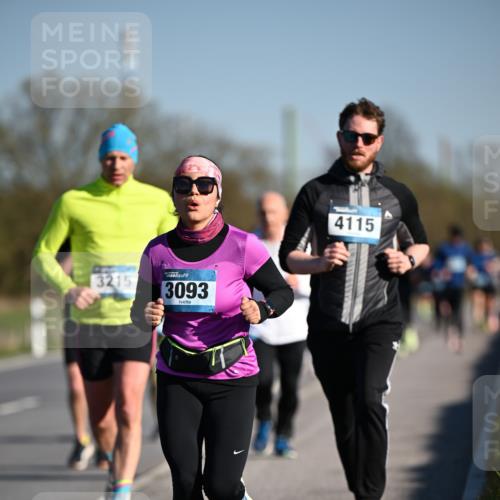 06.04.2025 - 44. Internationalen Wilhelmsburger Insellauf Dr. Thomas Lammeyer http://msf.ph/oto/7553823 06.04.2025 09:28:26 Laufen 3215, 3093, 4115 meine-sportfotos.de