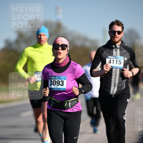 06.04.2025 - 44. Internationalen Wilhelmsburger Insellauf Dr. Thomas Lammeyer http://msf.ph/oto/7553828 06.04.2025 09:28:27 Laufen 3093, 4115 meine-sportfotos.de