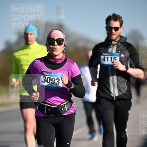 06.04.2025 - 44. Internationalen Wilhelmsburger Insellauf Dr. Thomas Lammeyer http://msf.ph/oto/7553834 06.04.2025 09:28:27 Laufen 3093, 4115 meine-sportfotos.de