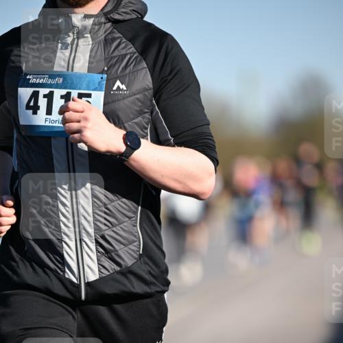 06.04.2025 - 44. Internationalen Wilhelmsburger Insellauf Dr. Thomas Lammeyer http://msf.ph/oto/7553862 06.04.2025 09:28:29 Laufen 44, 415 meine-sportfotos.de