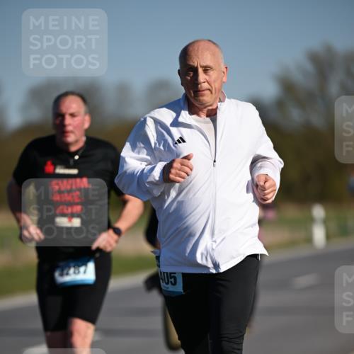 06.04.2025 - 44. Internationalen Wilhelmsburger Insellauf Dr. Thomas Lammeyer http://msf.ph/oto/7553880 06.04.2025 09:28:31 Laufen 2287, 405 meine-sportfotos.de