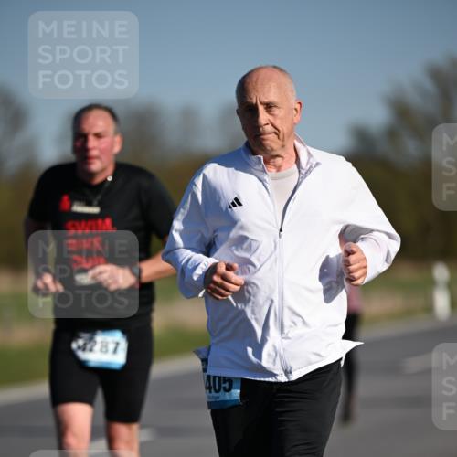 06.04.2025 - 44. Internationalen Wilhelmsburger Insellauf Dr. Thomas Lammeyer http://msf.ph/oto/7553882 06.04.2025 09:28:31 Laufen 4287, 405 meine-sportfotos.de