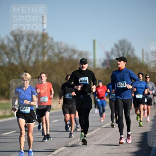 06.04.2025 - 44. Internationalen Wilhelmsburger Insellauf Dr. Thomas Lammeyer http://msf.ph/oto/7553933 06.04.2025 09:28:37 Laufen 5065, 3650, 4301, 4644, 4302, 4102 meine-sportfotos.de