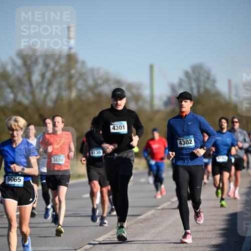 06.04.2025 - 44. Internationalen Wilhelmsburger Insellauf Dr. Thomas Lammeyer http://msf.ph/oto/7553941 06.04.2025 09:28:38 Laufen 5065, 3650, 4130, 4301, 4302 meine-sportfotos.de