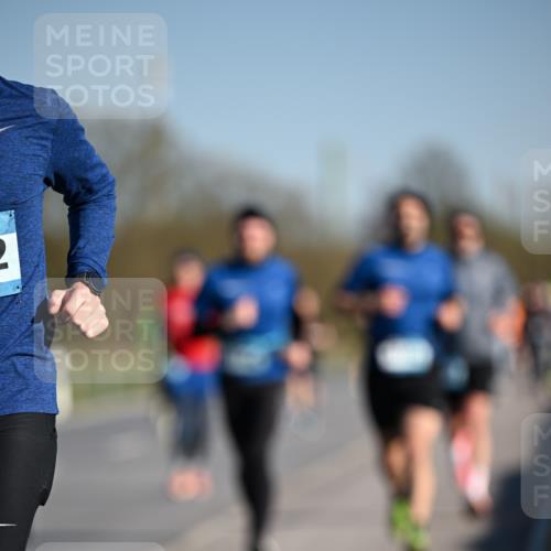 06.04.2025 - 44. Internationalen Wilhelmsburger Insellauf Dr. Thomas Lammeyer http://msf.ph/oto/7554023 06.04.2025 09:28:44 Laufen  meine-sportfotos.de