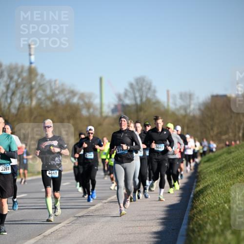 06.04.2025 - 44. Internationalen Wilhelmsburger Insellauf Dr. Thomas Lammeyer http://msf.ph/oto/7554096 06.04.2025 09:28:56 Laufen 3281, 4441, 4344, 5087 meine-sportfotos.de
