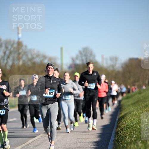 06.04.2025 - 44. Internationalen Wilhelmsburger Insellauf Dr. Thomas Lammeyer http://msf.ph/oto/7554115 06.04.2025 09:28:59 Laufen 63 meine-sportfotos.de