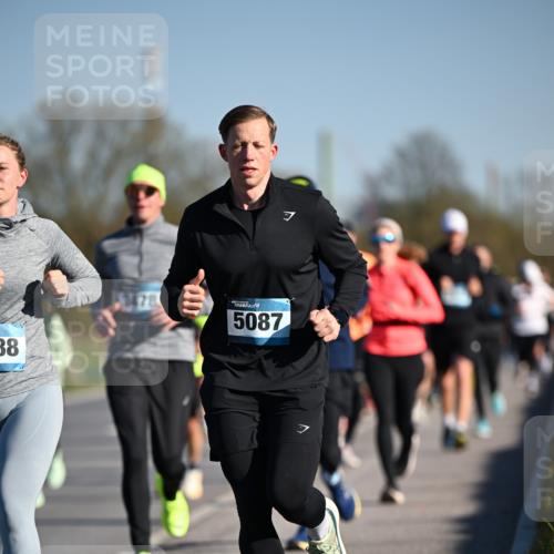 06.04.2025 - 44. Internationalen Wilhelmsburger Insellauf Dr. Thomas Lammeyer http://msf.ph/oto/7554161 06.04.2025 09:29:04 Laufen 38, 478, 5087 meine-sportfotos.de