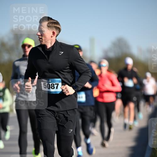 06.04.2025 - 44. Internationalen Wilhelmsburger Insellauf Dr. Thomas Lammeyer http://msf.ph/oto/7554171 06.04.2025 09:29:05 Laufen 5087, 7 meine-sportfotos.de