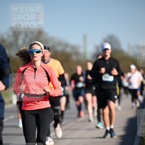 06.04.2025 - 44. Internationalen Wilhelmsburger Insellauf Dr. Thomas Lammeyer http://msf.ph/oto/7554192 06.04.2025 09:29:08 Laufen  meine-sportfotos.de