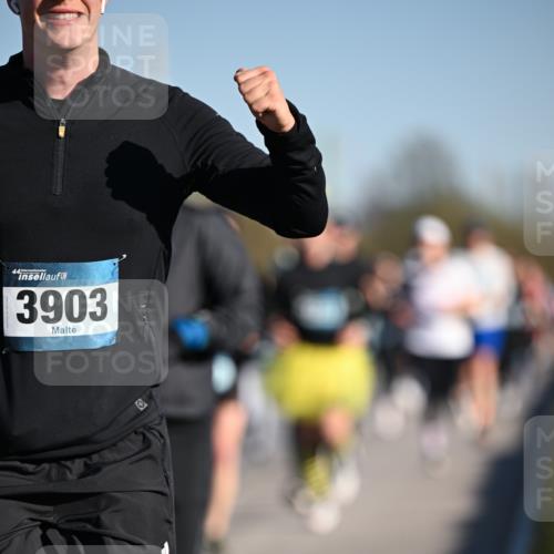 06.04.2025 - 44. Internationalen Wilhelmsburger Insellauf Dr. Thomas Lammeyer http://msf.ph/oto/7554243 06.04.2025 09:29:13 Laufen 3903 meine-sportfotos.de