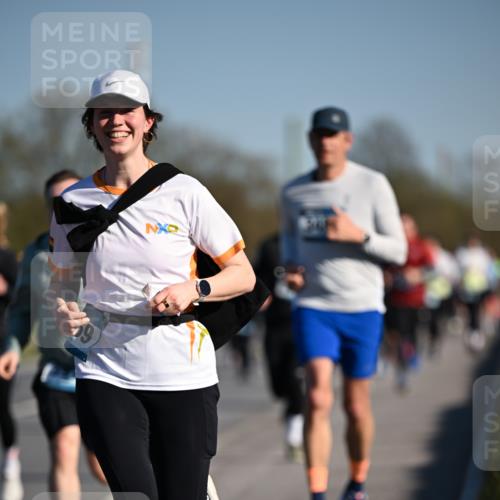 06.04.2025 - 44. Internationalen Wilhelmsburger Insellauf Dr. Thomas Lammeyer http://msf.ph/oto/7554319 06.04.2025 09:29:20 Laufen  meine-sportfotos.de