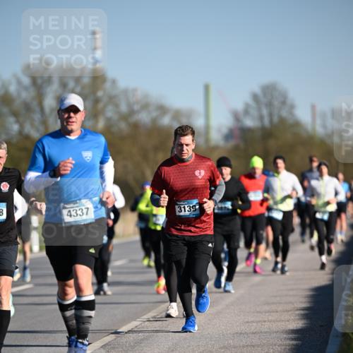 06.04.2025 - 44. Internationalen Wilhelmsburger Insellauf Dr. Thomas Lammeyer http://msf.ph/oto/7554360 06.04.2025 09:29:24 Laufen 8, 4337, 3139 meine-sportfotos.de