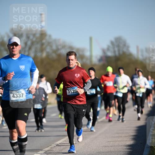 06.04.2025 - 44. Internationalen Wilhelmsburger Insellauf Dr. Thomas Lammeyer http://msf.ph/oto/7554369 06.04.2025 09:29:25 Laufen 4337, 3139 meine-sportfotos.de