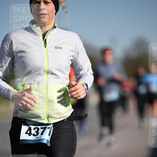 06.04.2025 - 44. Internationalen Wilhelmsburger Insellauf Dr. Thomas Lammeyer http://msf.ph/oto/7554472 06.04.2025 09:29:36 Laufen 44, 4371 meine-sportfotos.de