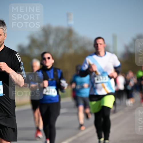 06.04.2025 - 44. Internationalen Wilhelmsburger Insellauf Dr. Thomas Lammeyer http://msf.ph/oto/7554600 06.04.2025 09:29:51 Laufen 2014 meine-sportfotos.de