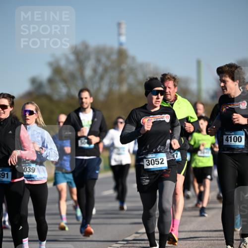 06.04.2025 - 44. Internationalen Wilhelmsburger Insellauf Dr. Thomas Lammeyer http://msf.ph/oto/7554698 06.04.2025 09:29:59 Laufen 039, 391, 3052, 4100 meine-sportfotos.de