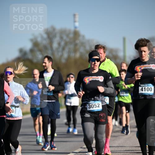 06.04.2025 - 44. Internationalen Wilhelmsburger Insellauf Dr. Thomas Lammeyer http://msf.ph/oto/7554702 06.04.2025 09:30:00 Laufen 506, 3052, 4100 meine-sportfotos.de