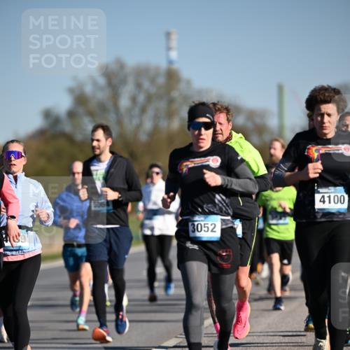 06.04.2025 - 44. Internationalen Wilhelmsburger Insellauf Dr. Thomas Lammeyer http://msf.ph/oto/7554704 06.04.2025 09:30:00 Laufen 3052, 4100 meine-sportfotos.de