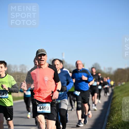 06.04.2025 - 44. Internationalen Wilhelmsburger Insellauf Dr. Thomas Lammeyer http://msf.ph/oto/7554750 06.04.2025 09:30:06 Laufen 845, 4499 meine-sportfotos.de