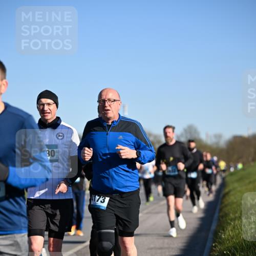 06.04.2025 - 44. Internationalen Wilhelmsburger Insellauf Dr. Thomas Lammeyer http://msf.ph/oto/7554773 06.04.2025 09:30:08 Laufen 80, 173 meine-sportfotos.de