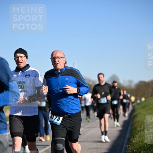 06.04.2025 - 44. Internationalen Wilhelmsburger Insellauf Dr. Thomas Lammeyer http://msf.ph/oto/7554775 06.04.2025 09:30:08 Laufen 80, 4173 meine-sportfotos.de