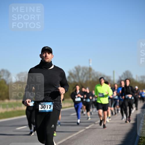 06.04.2025 - 44. Internationalen Wilhelmsburger Insellauf Dr. Thomas Lammeyer http://msf.ph/oto/7554836 06.04.2025 09:30:14 Laufen 3017, 6 meine-sportfotos.de
