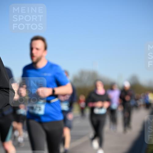 06.04.2025 - 44. Internationalen Wilhelmsburger Insellauf Dr. Thomas Lammeyer http://msf.ph/oto/7554925 06.04.2025 09:30:20 Laufen  meine-sportfotos.de