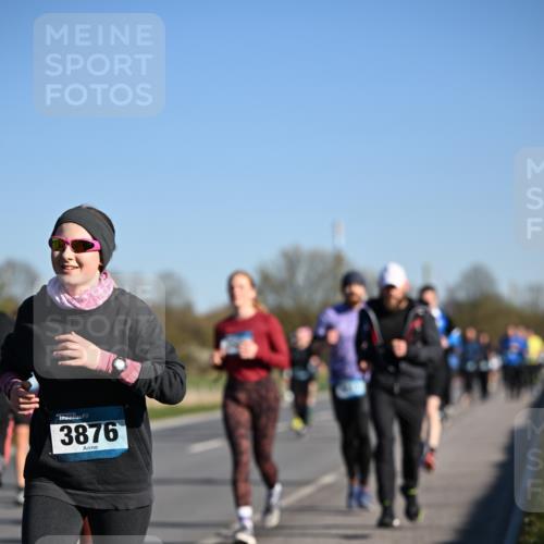 06.04.2025 - 44. Internationalen Wilhelmsburger Insellauf Dr. Thomas Lammeyer http://msf.ph/oto/7554949 06.04.2025 09:30:23 Laufen 3876 meine-sportfotos.de