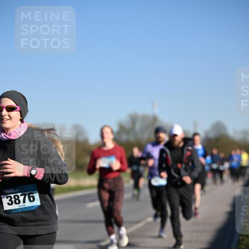 06.04.2025 - 44. Internationalen Wilhelmsburger Insellauf Dr. Thomas Lammeyer http://msf.ph/oto/7554951 06.04.2025 09:30:23 Laufen 3876 meine-sportfotos.de