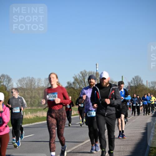 06.04.2025 - 44. Internationalen Wilhelmsburger Insellauf Dr. Thomas Lammeyer http://msf.ph/oto/7554956 06.04.2025 09:30:23 Laufen 3171, 3550, 98, 3491, 4011 meine-sportfotos.de