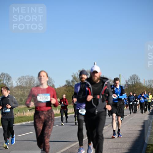 06.04.2025 - 44. Internationalen Wilhelmsburger Insellauf Dr. Thomas Lammeyer http://msf.ph/oto/7554962 06.04.2025 09:30:24 Laufen 3550, 40 meine-sportfotos.de