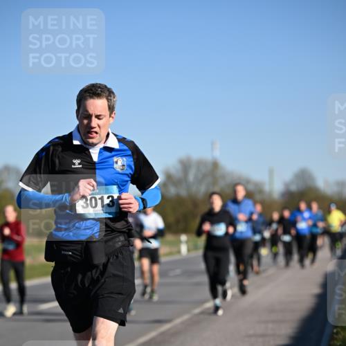 06.04.2025 - 44. Internationalen Wilhelmsburger Insellauf Dr. Thomas Lammeyer http://msf.ph/oto/7555015 06.04.2025 09:30:28 Laufen 3013 meine-sportfotos.de