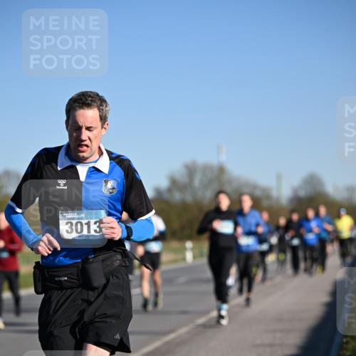 06.04.2025 - 44. Internationalen Wilhelmsburger Insellauf Dr. Thomas Lammeyer http://msf.ph/oto/7555017 06.04.2025 09:30:28 Laufen 3013 meine-sportfotos.de