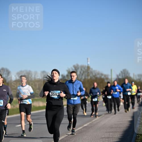 06.04.2025 - 44. Internationalen Wilhelmsburger Insellauf Dr. Thomas Lammeyer http://msf.ph/oto/7555045 06.04.2025 09:30:30 Laufen 05, 3593 meine-sportfotos.de