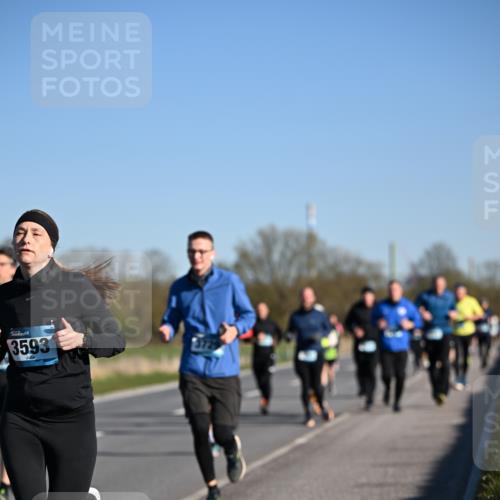 06.04.2025 - 44. Internationalen Wilhelmsburger Insellauf Dr. Thomas Lammeyer http://msf.ph/oto/7555059 06.04.2025 09:30:31 Laufen 3593 meine-sportfotos.de
