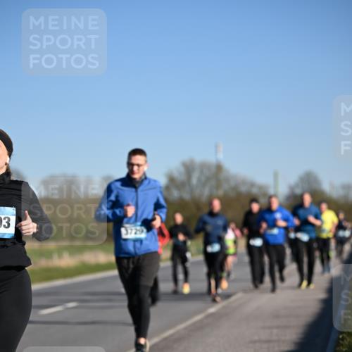 06.04.2025 - 44. Internationalen Wilhelmsburger Insellauf Dr. Thomas Lammeyer http://msf.ph/oto/7555063 06.04.2025 09:30:32 Laufen 93, 3729 meine-sportfotos.de