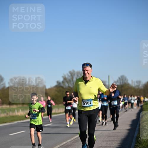 06.04.2025 - 44. Internationalen Wilhelmsburger Insellauf Dr. Thomas Lammeyer http://msf.ph/oto/7555142 06.04.2025 09:30:40 Laufen 3844, 5107 meine-sportfotos.de