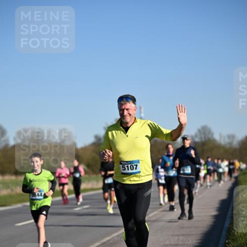 06.04.2025 - 44. Internationalen Wilhelmsburger Insellauf Dr. Thomas Lammeyer http://msf.ph/oto/7555148 06.04.2025 09:30:41 Laufen 3844, 5107 meine-sportfotos.de
