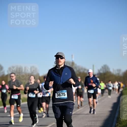 06.04.2025 - 44. Internationalen Wilhelmsburger Insellauf Dr. Thomas Lammeyer http://msf.ph/oto/7555191 06.04.2025 09:30:44 Laufen 3675 meine-sportfotos.de