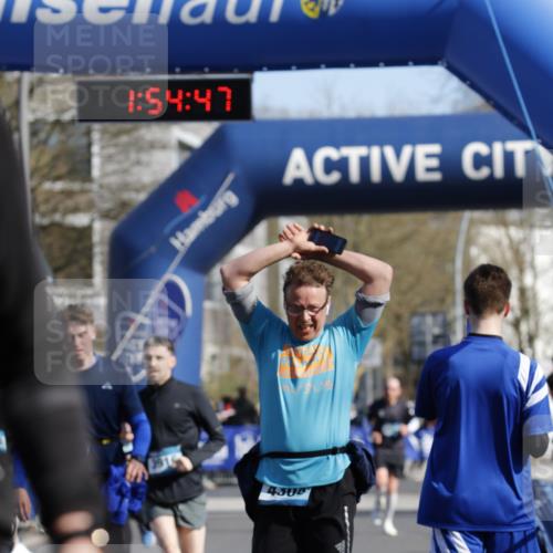06.04.2025 - 44. Internationalen Wilhelmsburger Insellauf A. Gomolzig http://msf.ph/oto/7555344 06.04.2025 10:44:45 Ziel 3030, 3031, 3498, 3829, 3916, 3982, 4025, 4304, 4371, 4372, 5087, 5088 meine-sportfotos.de