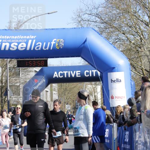 06.04.2025 - 44. Internationalen Wilhelmsburger Insellauf A. Gomolzig http://msf.ph/oto/7555384 06.04.2025 10:43:56 Ziel 3219, 3268, 3380, 4144, 4476, 4502, 4509, 5063 meine-sportfotos.de
