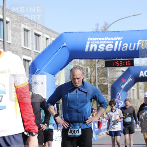 06.04.2025 - 44. Internationalen Wilhelmsburger Insellauf A. Gomolzig http://msf.ph/oto/7555421 06.04.2025 10:43:14 Ziel 3281, 3307, 3466, 3484, 3512, 3532, 3743, 3927, 4181, 4613 meine-sportfotos.de